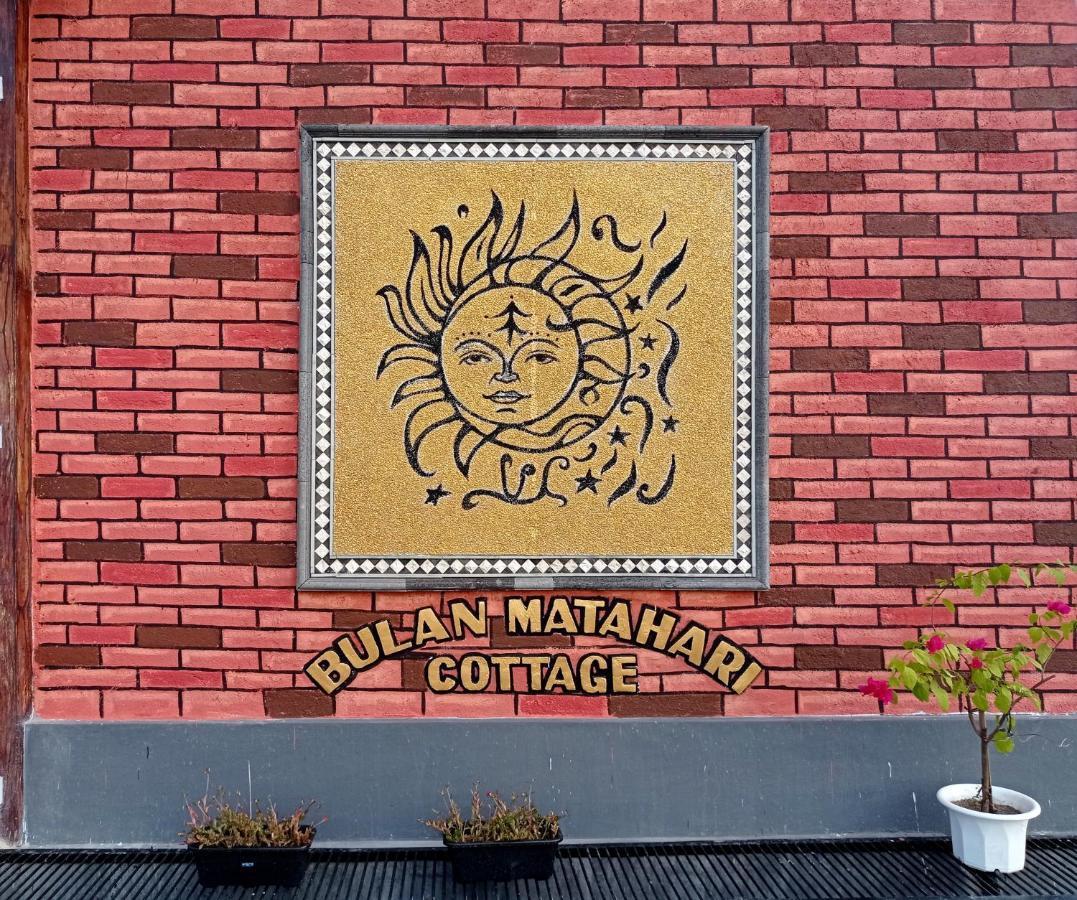 Bulan Matahari Homestay *